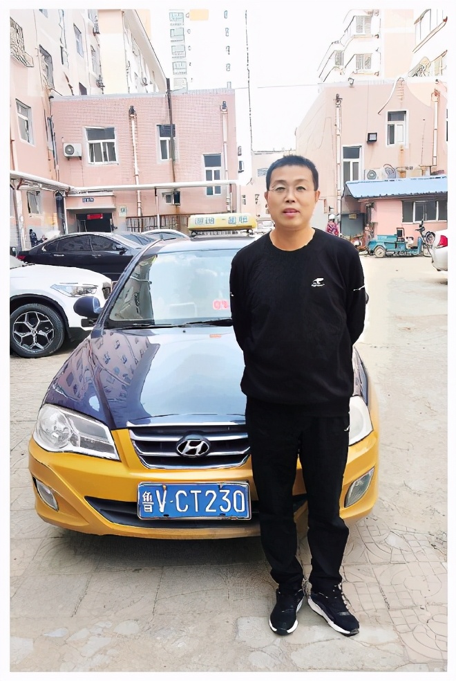 立足岗位作奉献争先创优做表率,立足岗位勇担当争做最美奋斗者