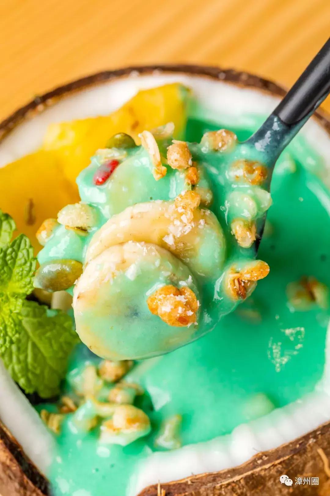 椰子碗甜品颜值高,火爆ins的椰子碗直接送