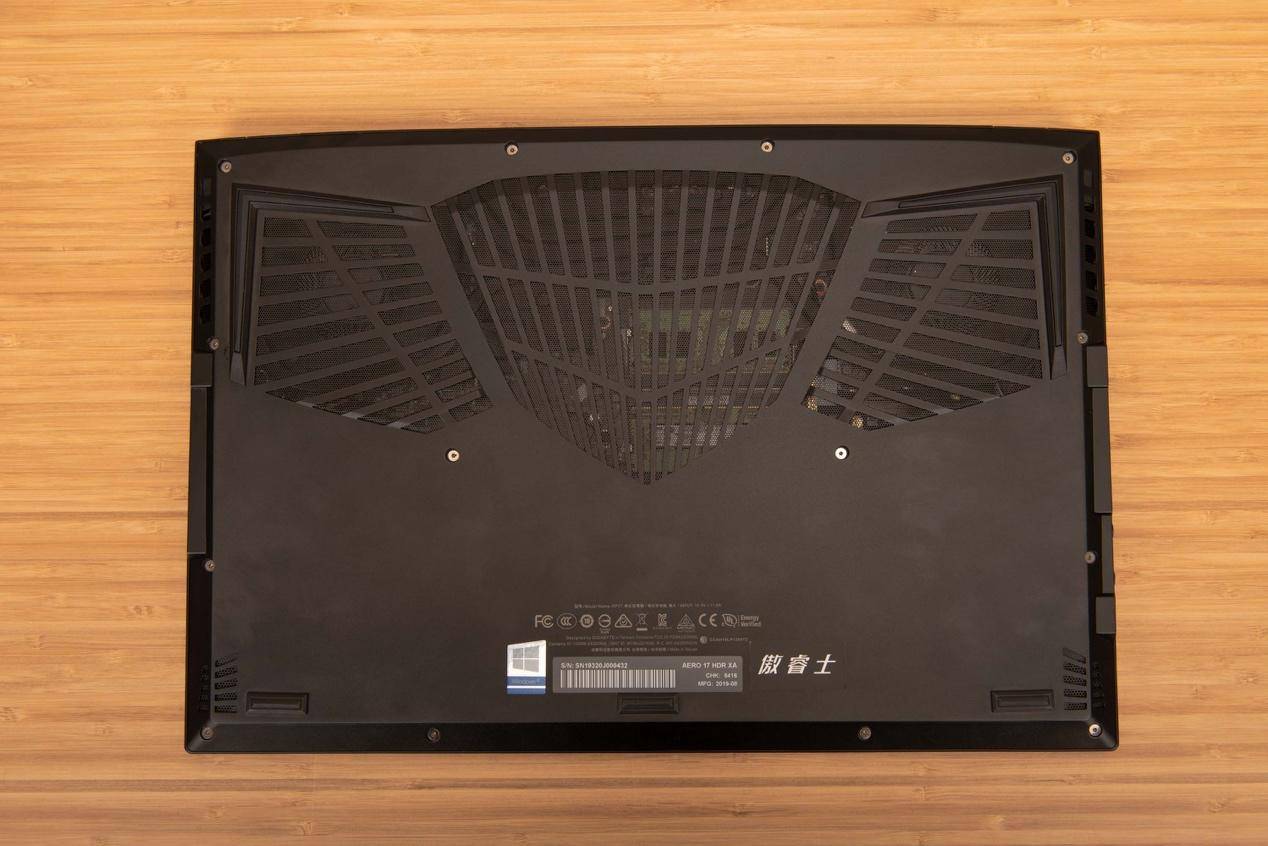 技嘉笔记本aero评测,技嘉aero173060笔记本