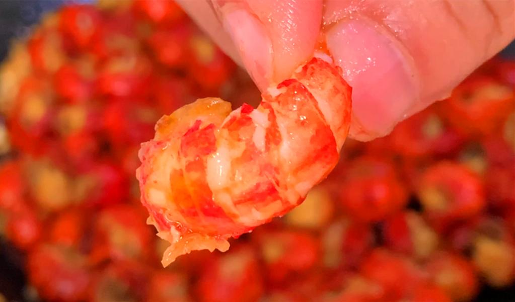 清水洗小龙虾,清水小龙虾清洗必须去腮吗
