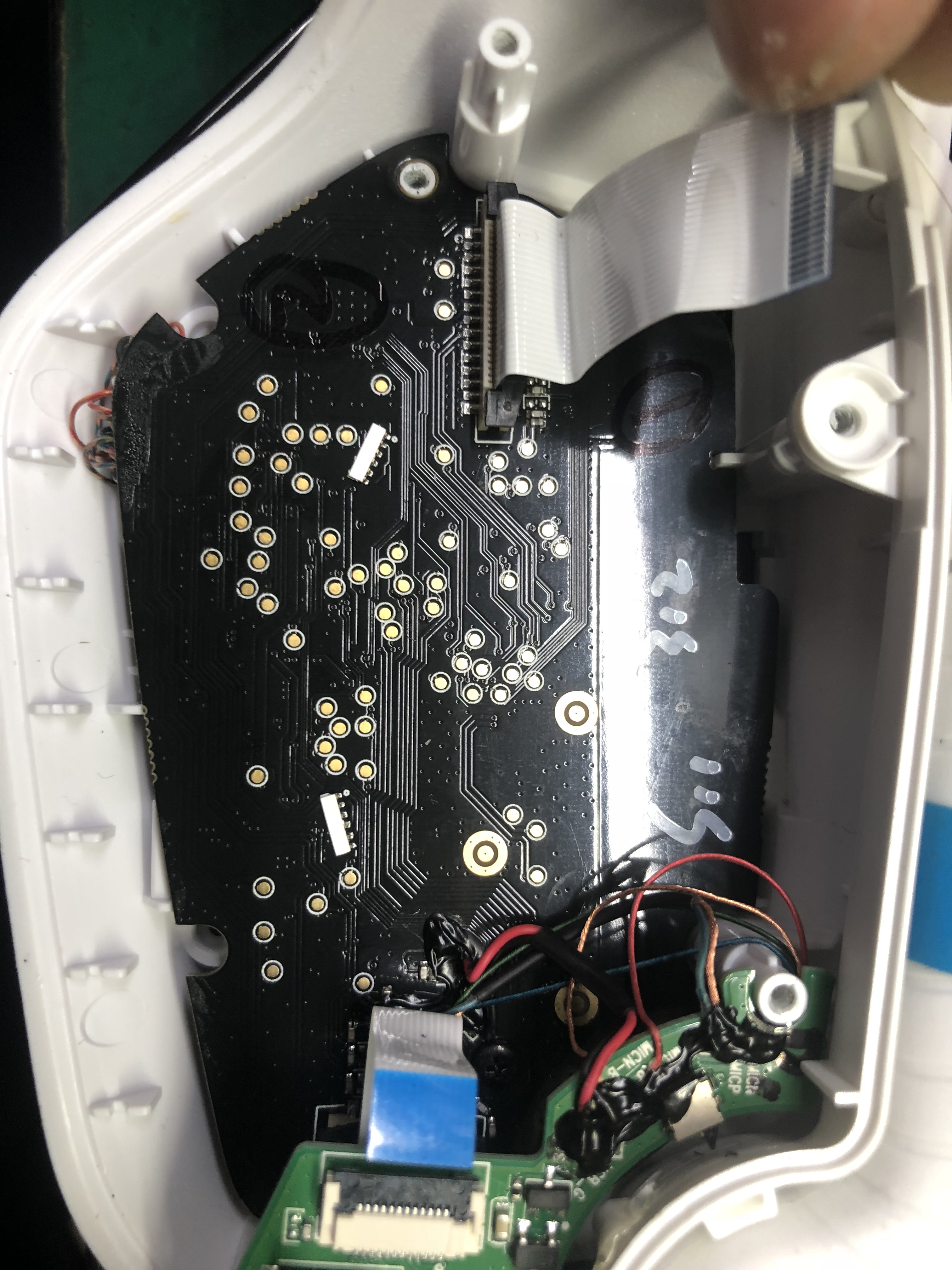 罗技无线耳机g933s能不能和gpro通用,罗技耳机g933s支架