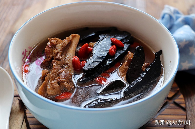 灵芝汤养肝护肝,灵芝孢子粉炖什么汤好喝