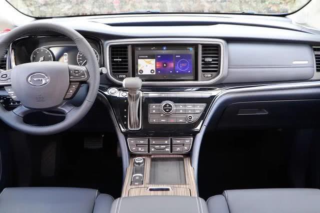 国产mpv真的比埃尔法好吗,加价十几万埃尔法