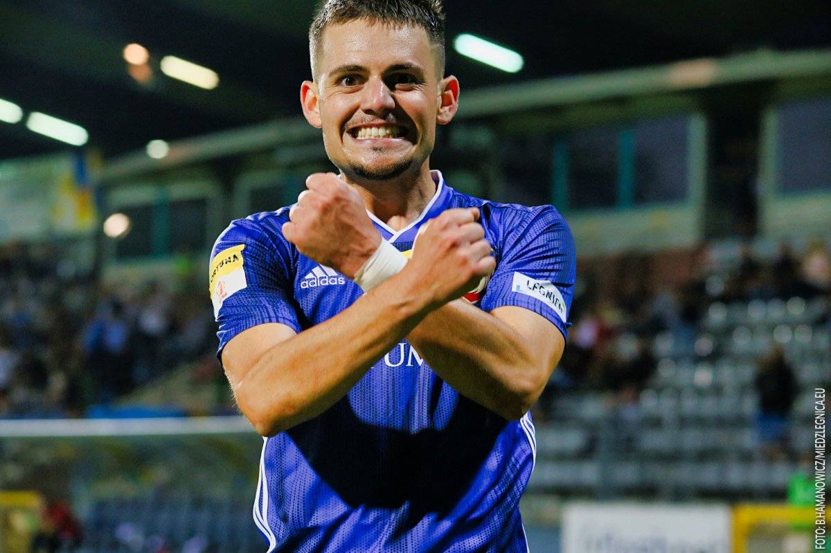 贝尔点赞！27岁前巴萨球员改名“悟空”，致敬日漫七龙珠