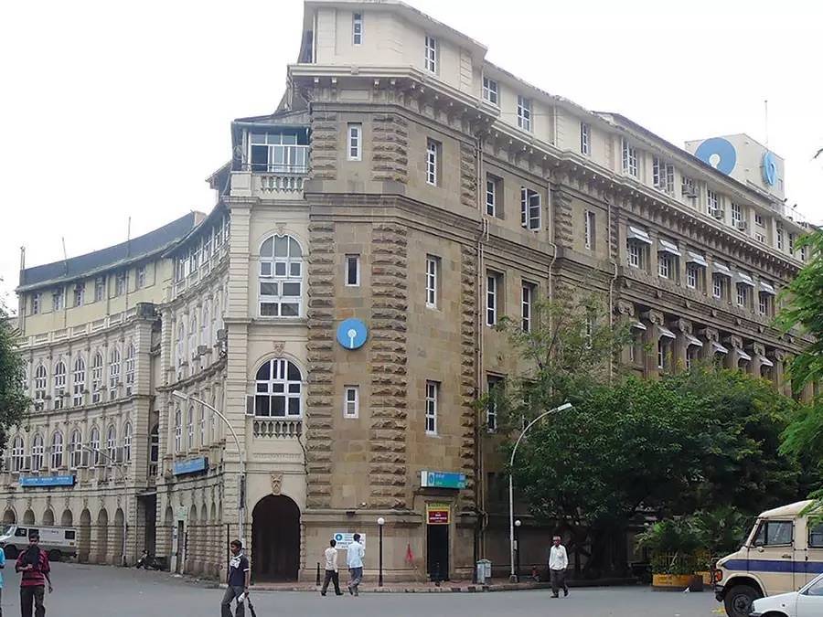 以银行总部看全球GDP前十强——中美摩天楼引领，德意高度均超200