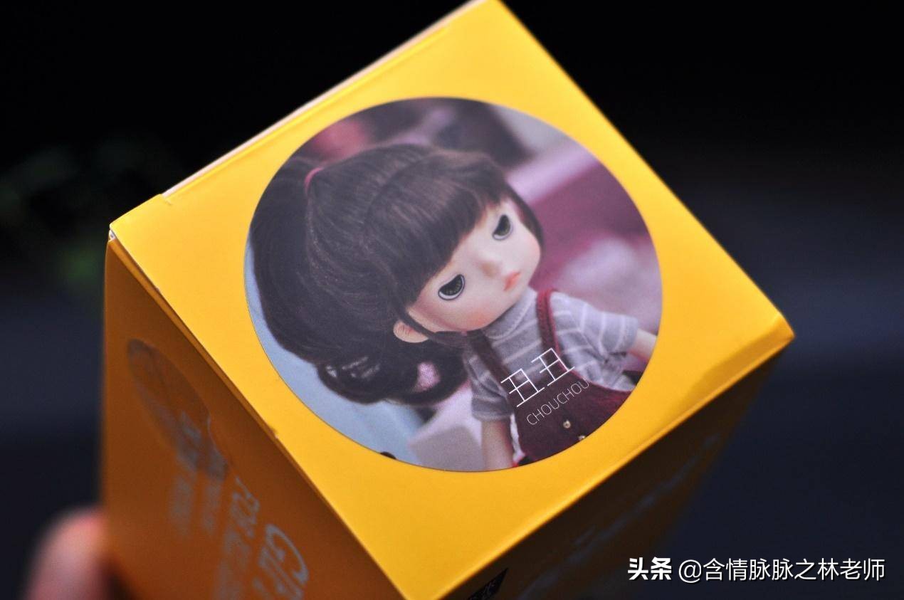 给女儿买了一个芭比娃娃,给女儿买60cm娃娃