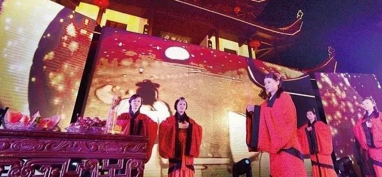 全城都博饼，泰禾就玩不一样的