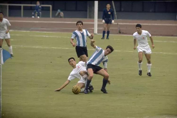 日本福冈kamo足球专卖店,东瀛追球