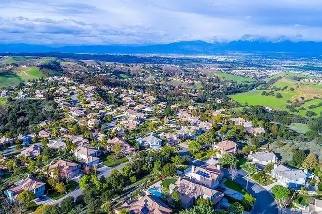 美国洛杉矶富人区房产,美国洛杉矶买房买哪里