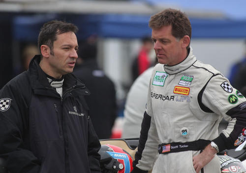 恶贯满盈的*款贷**商人，家中豪车无数，斯科特·塔克和他的发薪日贷