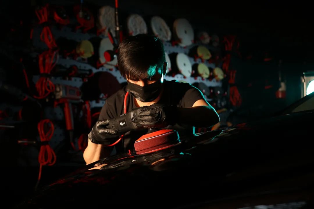 汽车镀晶流程和注意事项,汽车镀晶的好处及注意事项