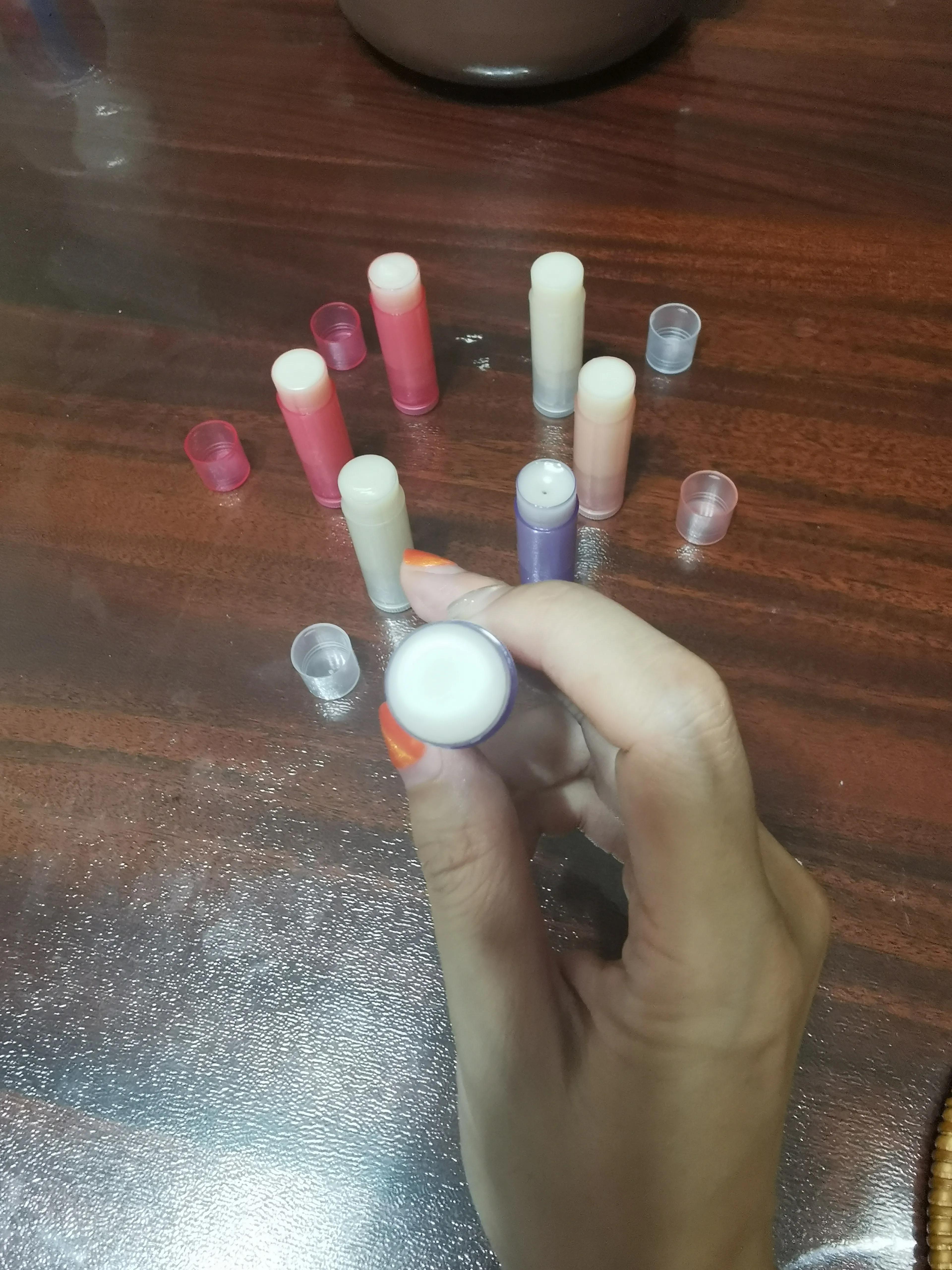 自己动手,润唇膏,拿来吧你