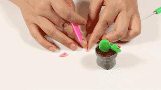 圆形手工制作仙人掌创意废物利用,硬卡纸仙人掌手工制作大全