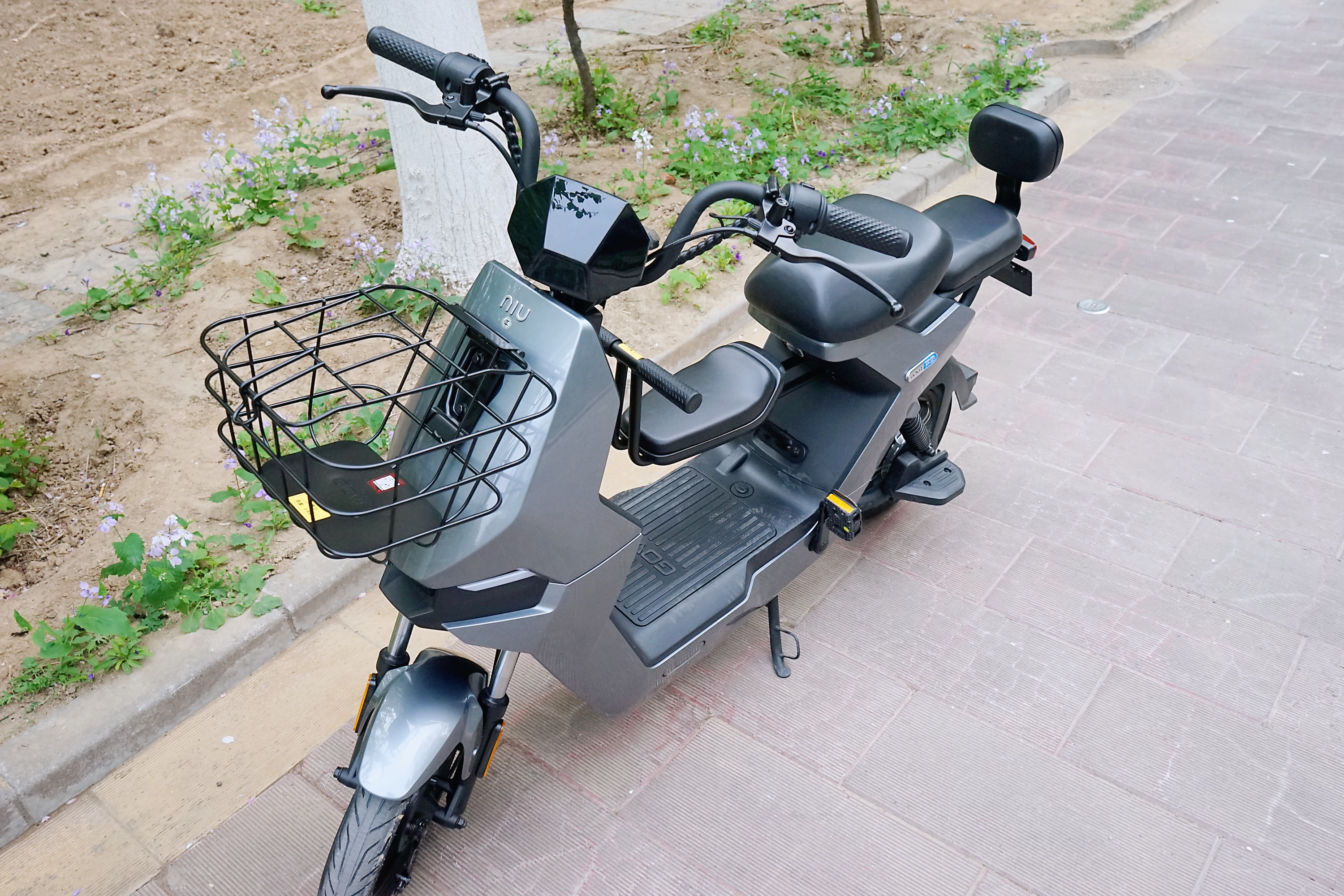 摆脱帝都拥挤，上班上学不堵车：我的第一辆电驴从小牛GOVAF0开始