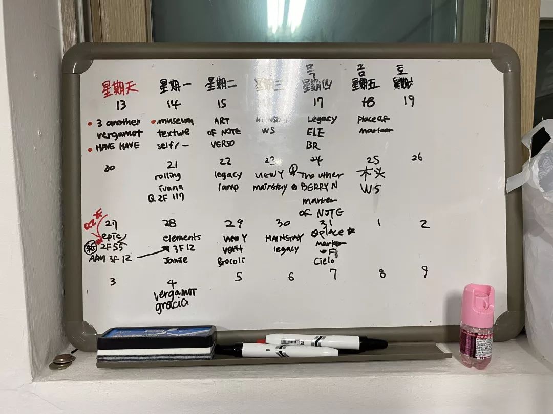 00后靠卖衣服三个月赚了一百万,中国小伙卖衣服赚6000