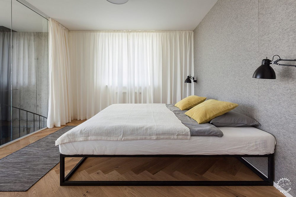 将“竖直”与“水平”完美组合的度假小屋