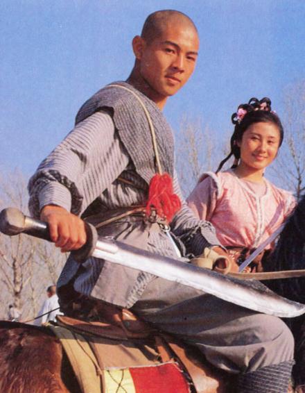 拍少林寺的李连杰有多大岁数,李连杰拍少林寺时多大