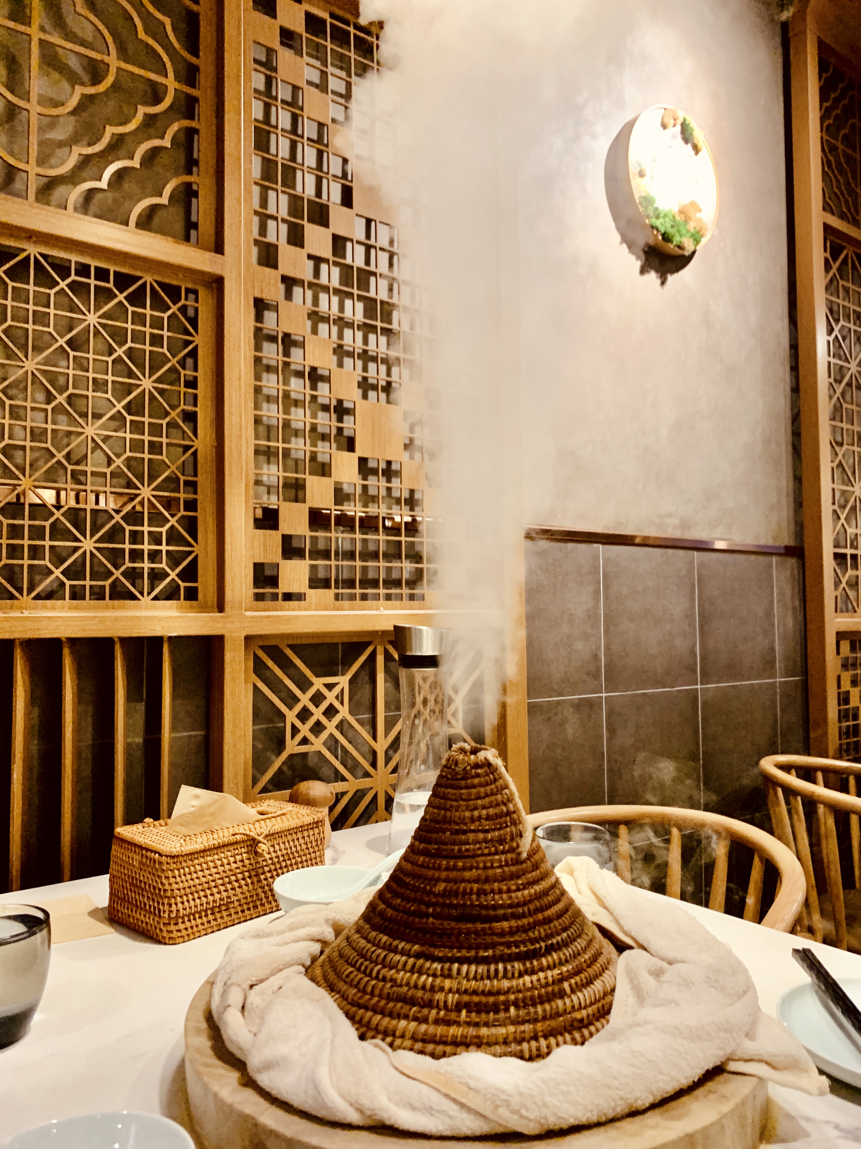 比神仙水还要仙的云南蒸汽石锅鱼,了解云南蒸汽石锅鱼