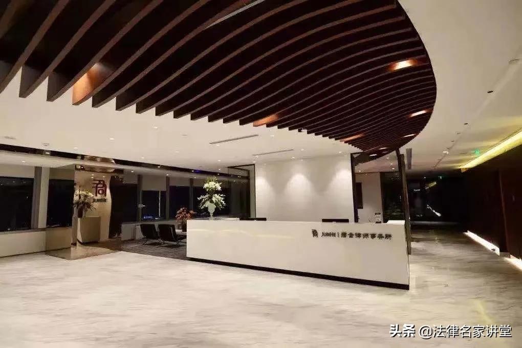 盘点那些颜值超高的警察,国内外顶尖律所