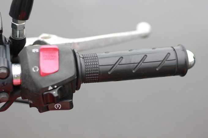 绝版250cc四缸摩托车!HORNET250/BALIUSII