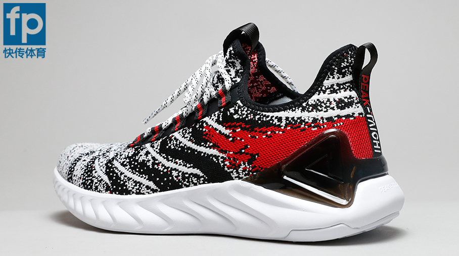 匹克taichi跑鞋3.0防水,匹克taichi价钱