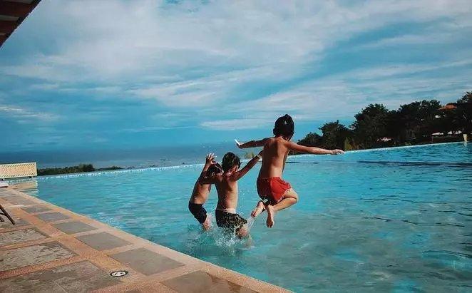 楂樺害杩戣鐪肩涓撳,楂樺害杩戣鐨勬垜