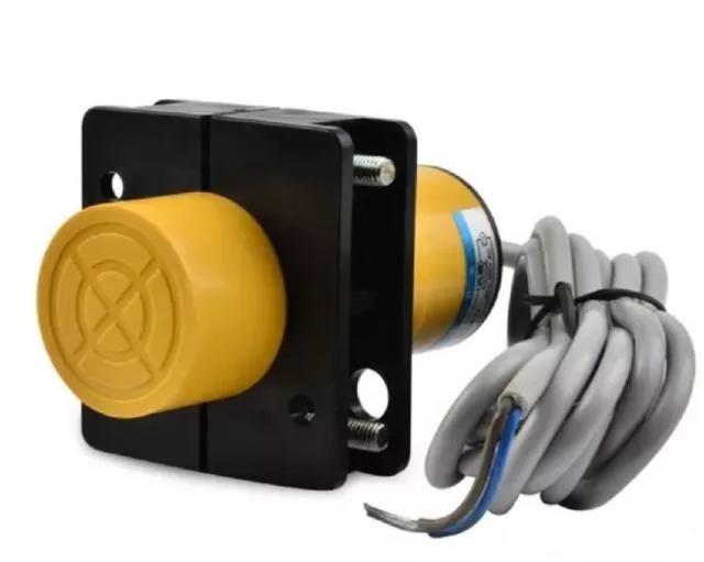 接近开关控制计数继电器工作原理,接近开关的工作原理的电路图分析