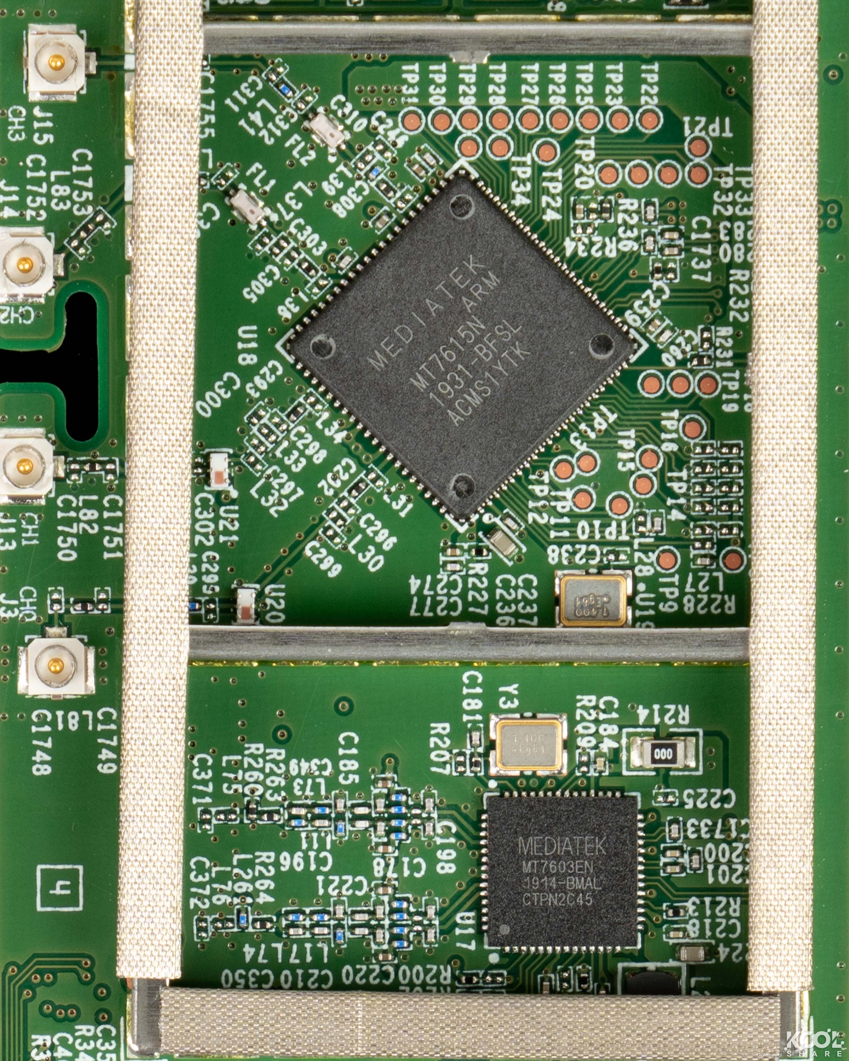 一台小巧精致的AP，UBNTUniFiAPFlexHD开箱拆解评测