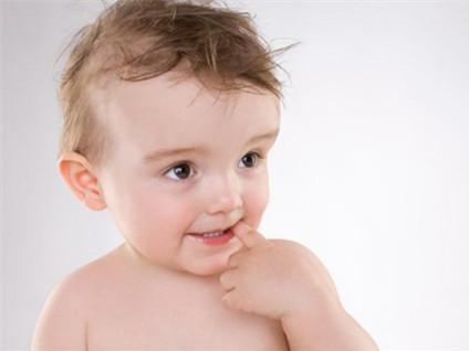 孩子五岁了总是啃手怎么办,如何戒掉啃手指的坏习惯