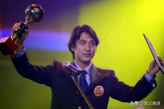 足坛第一帅哥张玉宁,足球大名单张玉宁