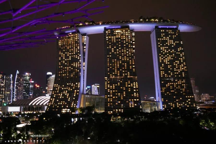 滨海湾金沙酒店一晚多少钱,新加坡滨海湾金沙酒店的视频