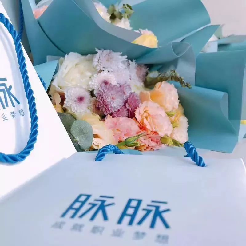 各司仙女节礼物大PK！阿里腾讯百度…谁家更戳你的心？