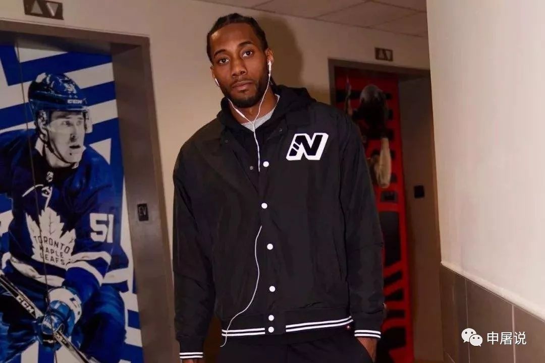 库里和伦纳德单挑谁能赢,勇士对阵猛龙库里上脚球鞋