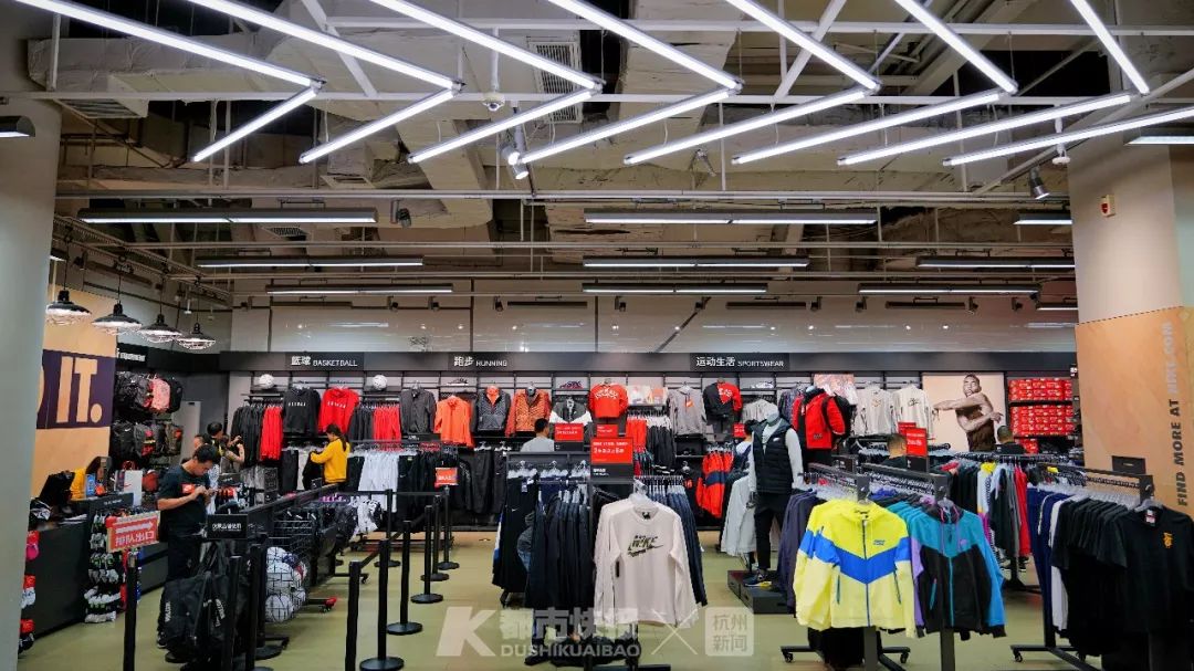 耐克阿迪有没有一定的质量问题,阿迪耐克真假穿着体验