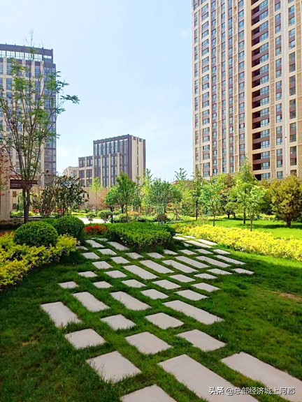 顶级一线河景房,一线河景房诗意生活依河而居