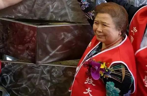 靠卖大米发家的富豪,卖米发家