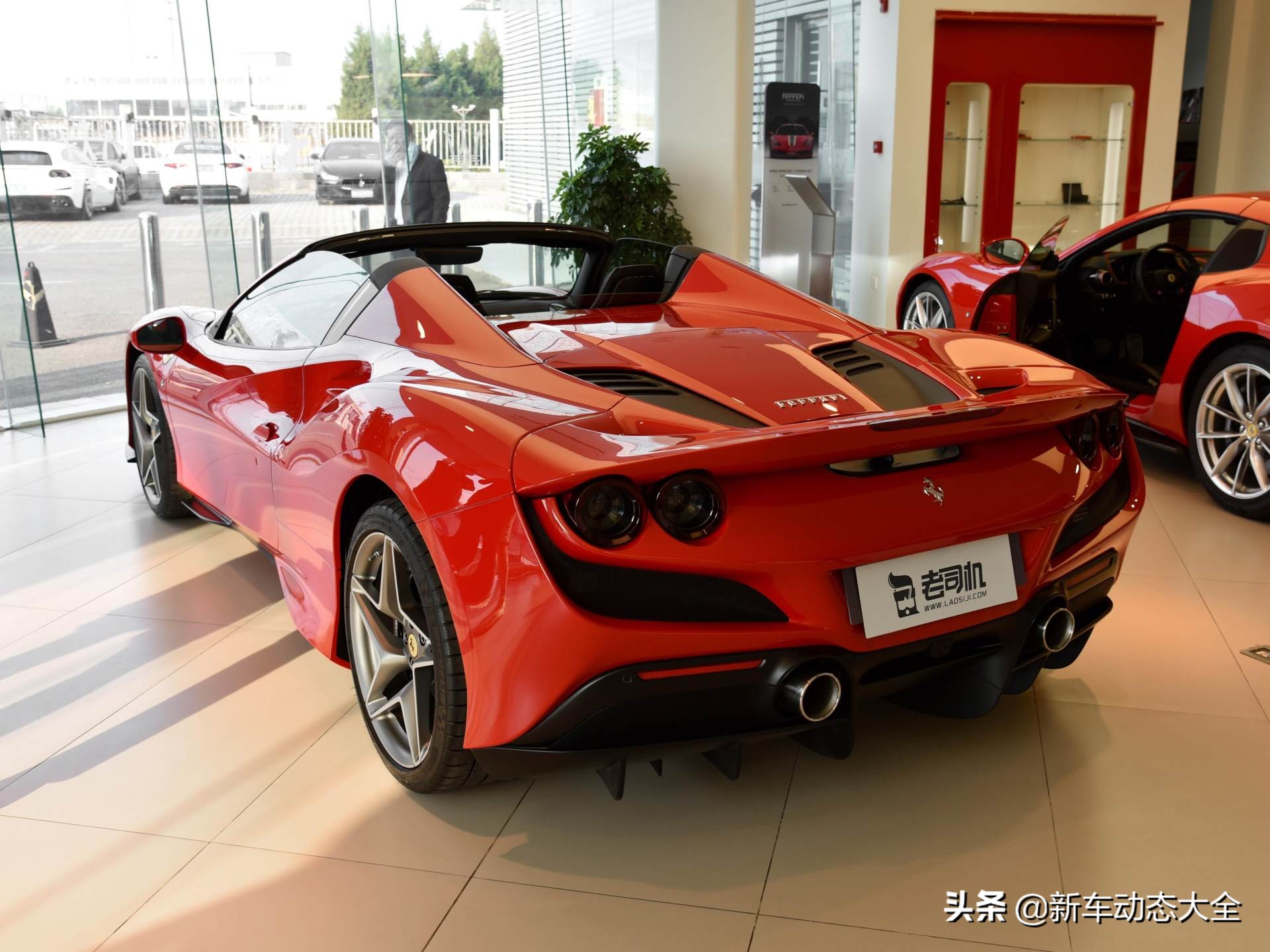 法拉利最帅车型f8硬顶敞篷,法拉利f8spidertailormade落地价