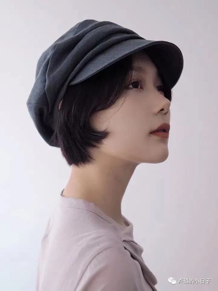 什么款式的防晒帽百搭,防晒帽怎么搭配好看