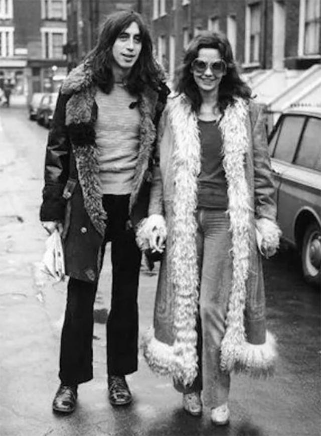 灯芯绒和天鹅绒的区别,灯芯绒和天鹅绒面料区别