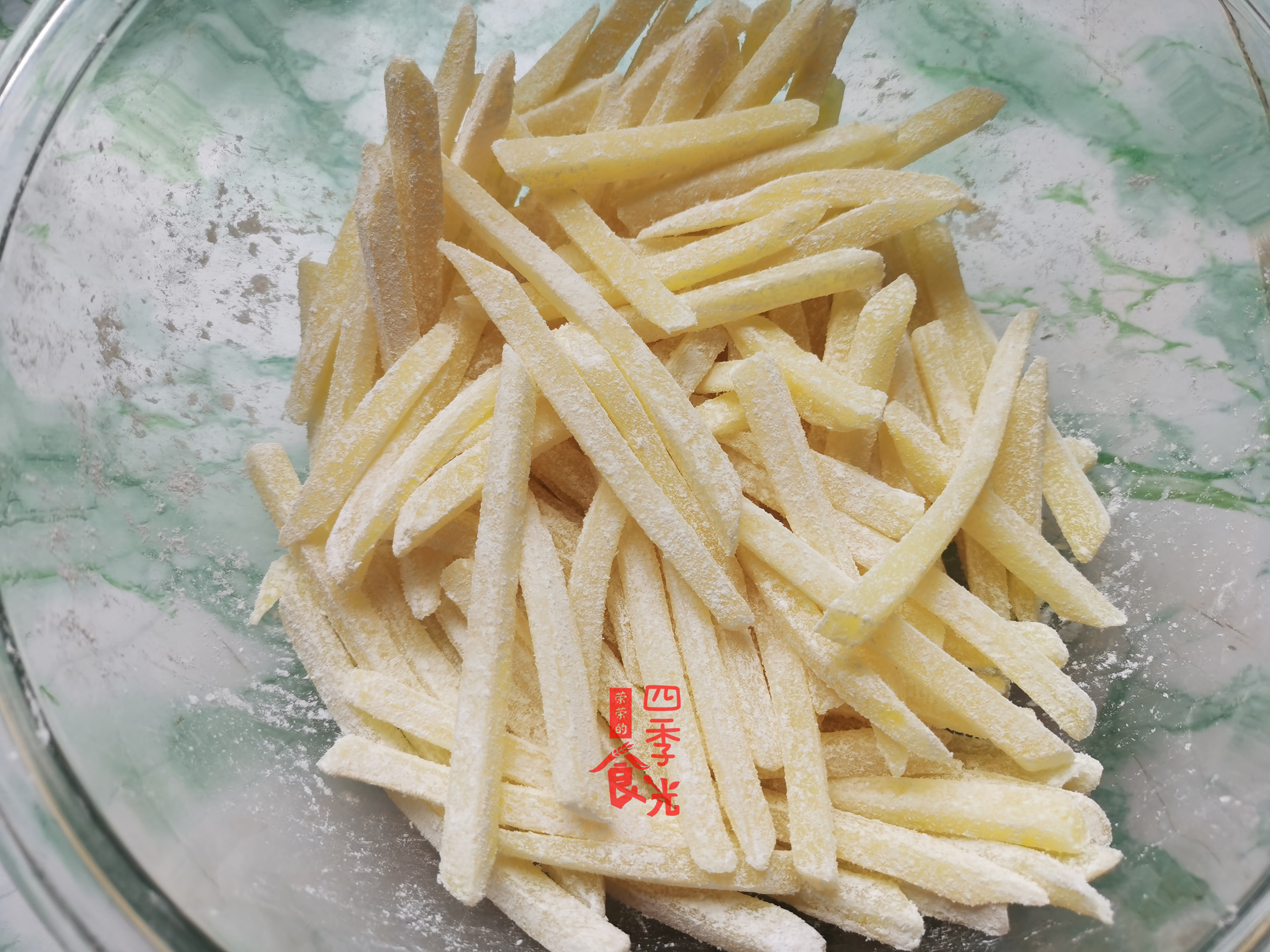 家庭版炸薯条的做法大全,炸薯条怎么可以让薯条不变软