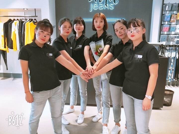 服装店淡季怎么抓销售客户,服装店促销活动怎么做才能吸引人