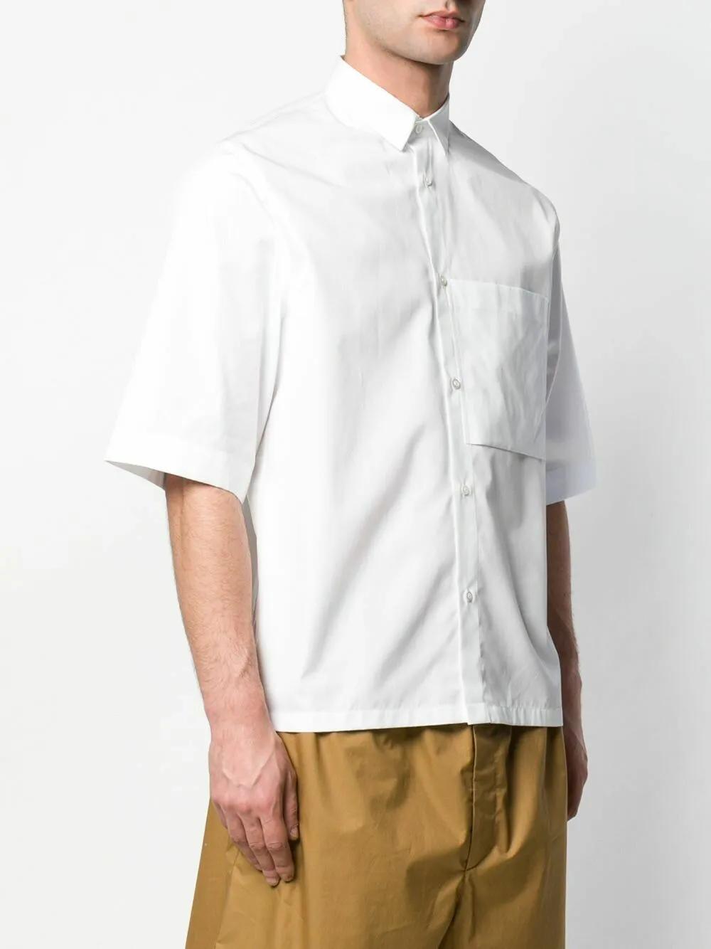 白衬衫是不是男人穿都好看,能把白衬衫穿得好看的男人