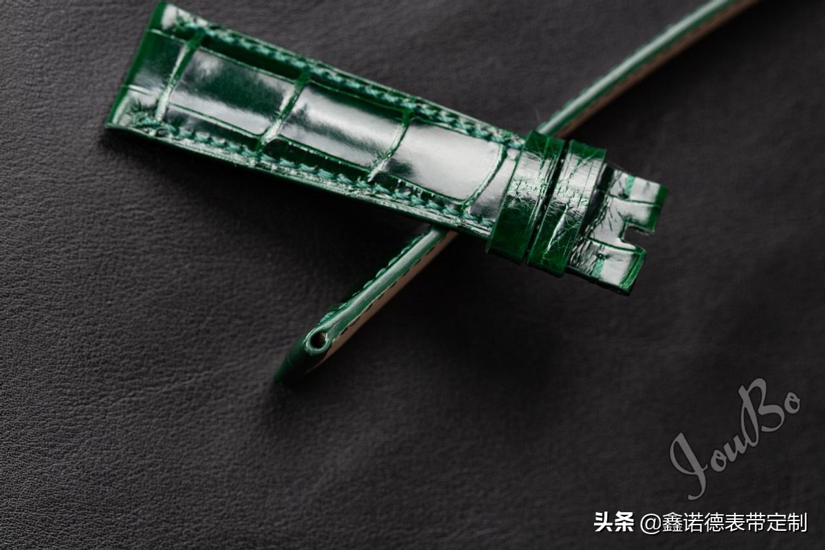 鳄鱼皮表带变黑怎么办,鳄鱼皮表带烫边是什么原理