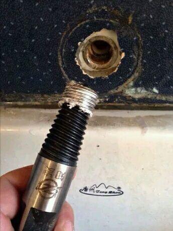 水龙头管子怎么截断,水龙头一半在里面断掉怎么弄出来