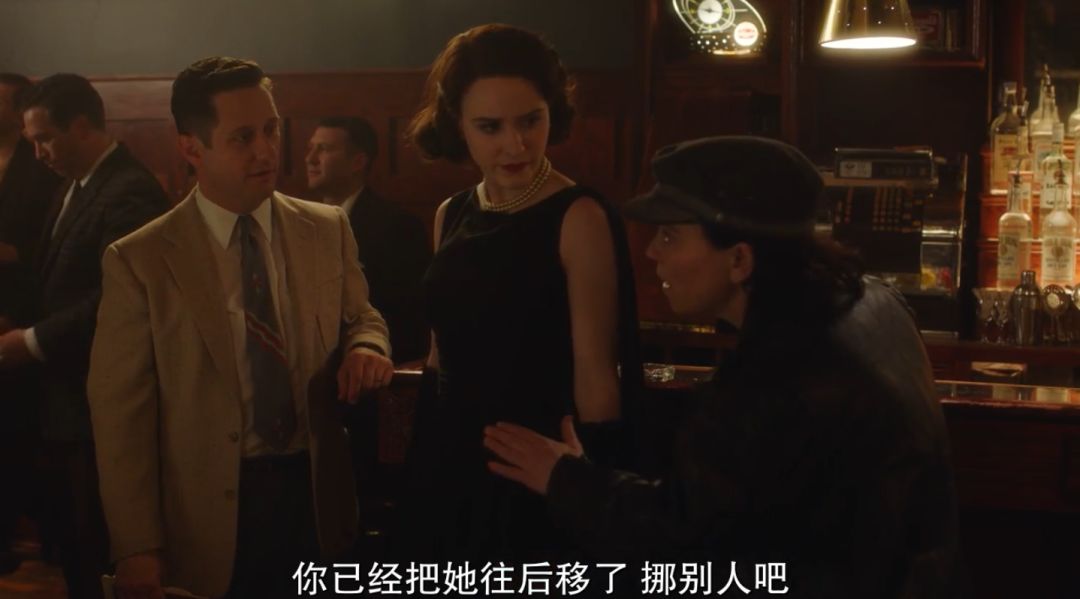 那个*点露**的女神，又带着黄段子回来了！