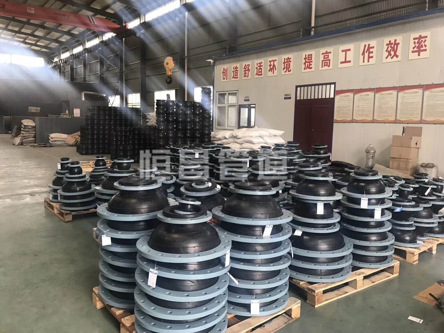 橡胶接头老化怎么解决,橡胶软接头开裂怎么处理