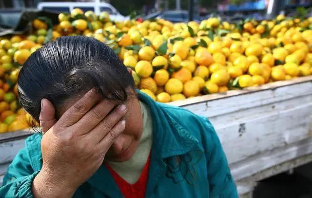 大量商铺转让现状,现在大街上怎么那么多店面转让
