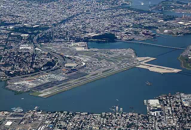 航空百科｜这哪里是机场，是立交桥吧