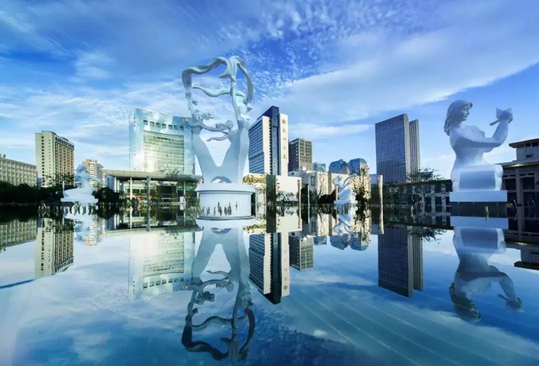 这里是余杭,这里是杭州英文怎么说