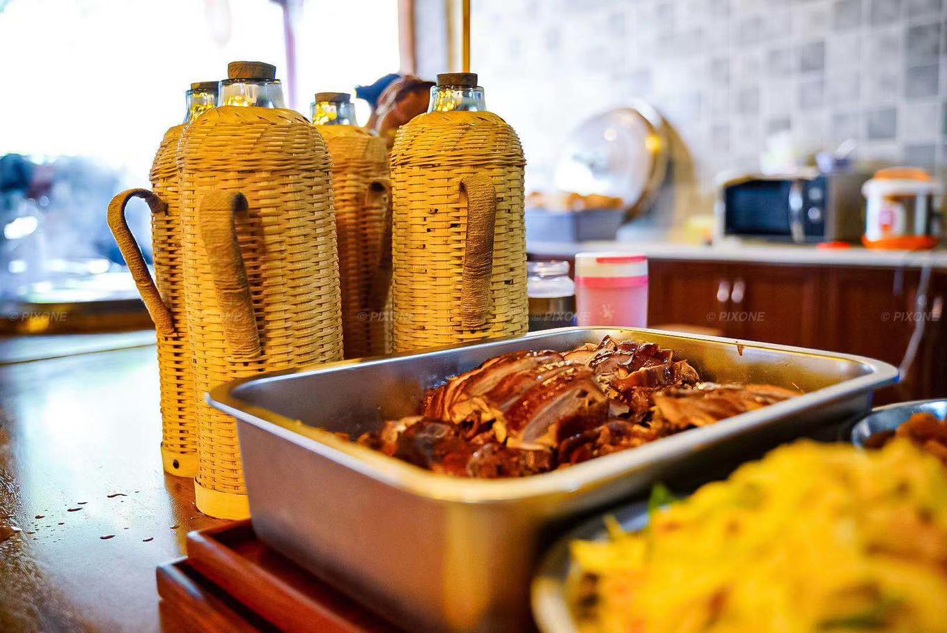 和小姐姐一起逛嘉兴吃百年传承的美味，大胆的把美好生活秀给你看